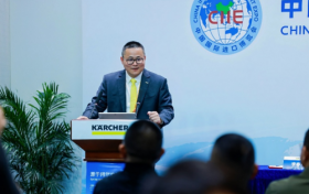 德国卡赫携手科睿仕进博会全球首发商用矿泉鲜水机，缔造健康饮水新标准