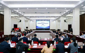 云宏入选《中国基础软件》典型案例，见证国产虚拟化破壁之路